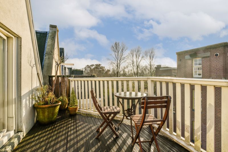 Decorative Balcony Features